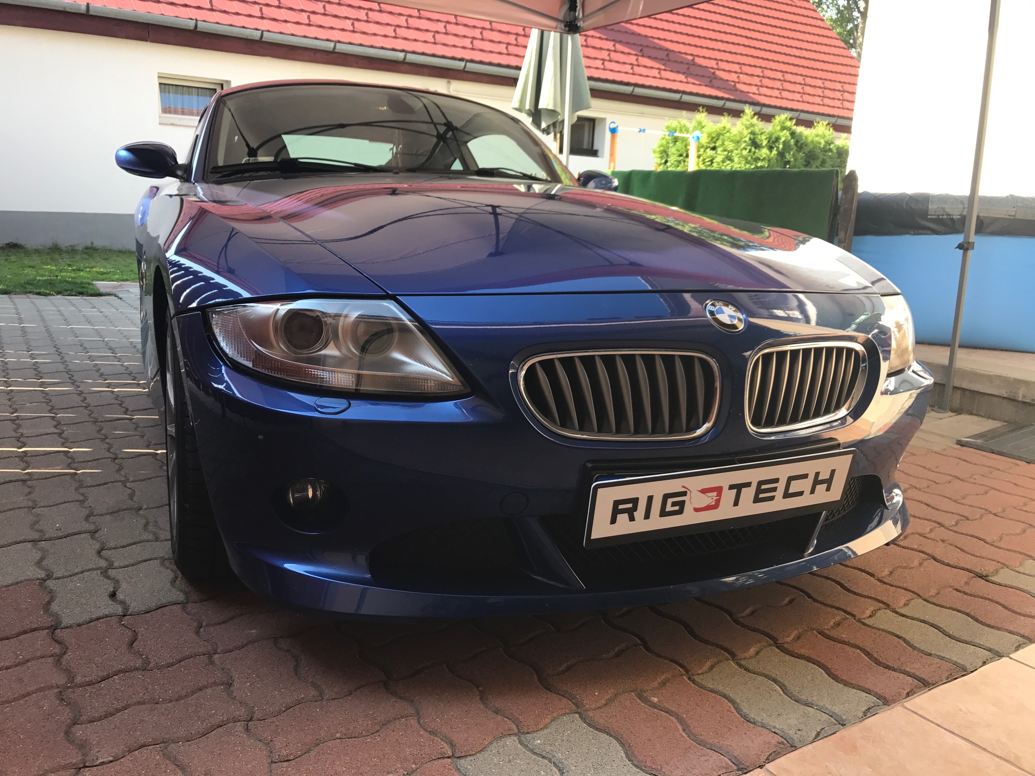 bmw-z4-tuning-2-5si-218-chiptuning