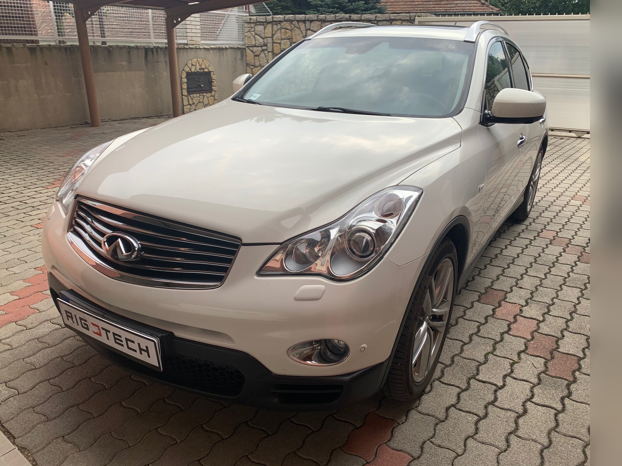 infiniti-ex-tuning-3-0d-211-chiptuning