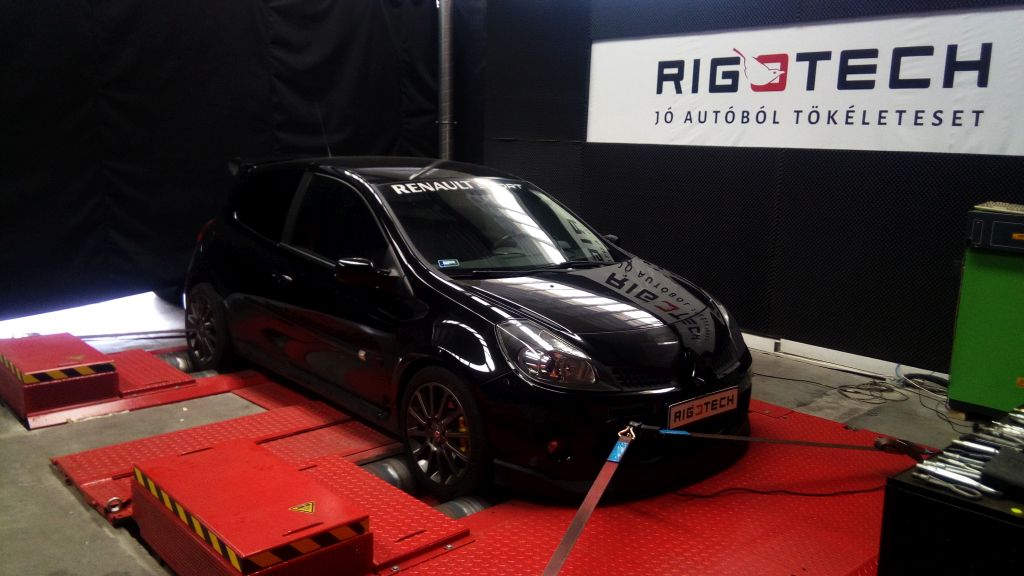 renault-clio-tuning-rs-2-0i-16v-201-chiptuning